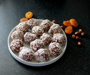 oatmeal balls, healthy snack, cakes, delicacies, food, dessert cake, coconut balls, oatmeal balls, oatmeal balls, oatmeal balls, oatmeal balls, oatmeal balls, food, coconut balls, coconut balls, coconut balls